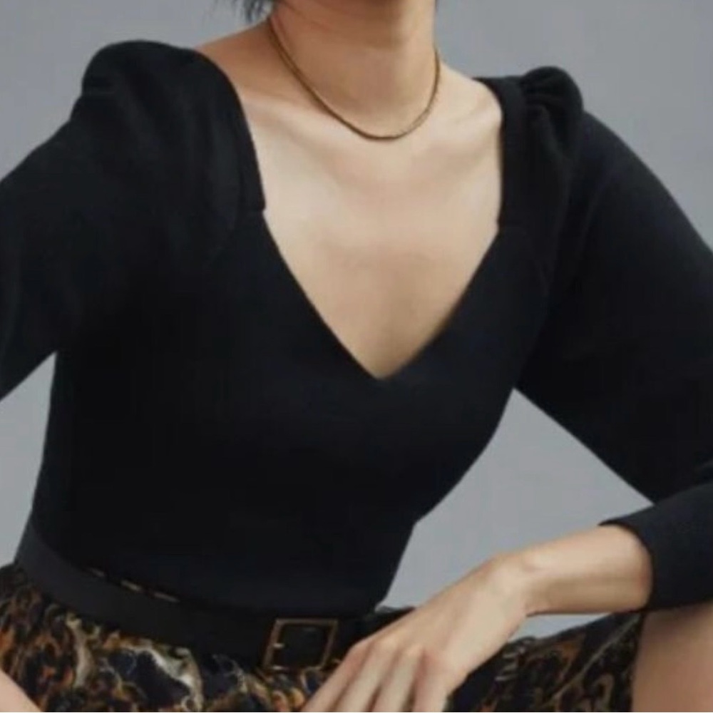 Anthropologie‎ Black Sweater  Size Large Sweetheart  Puff-Sleeved Black Viscose